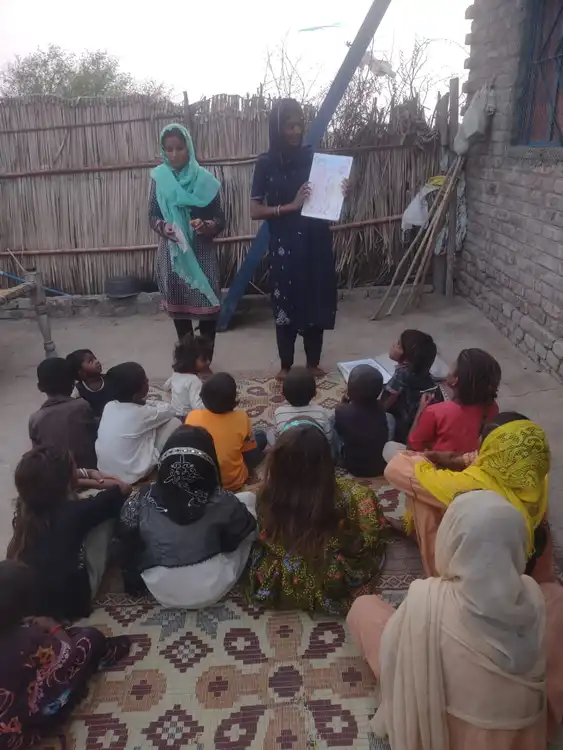 ٻاۯان رو چارٽ ري مدد سين سِکڻ