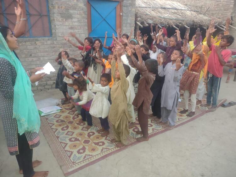 Action song picture  Action song picture